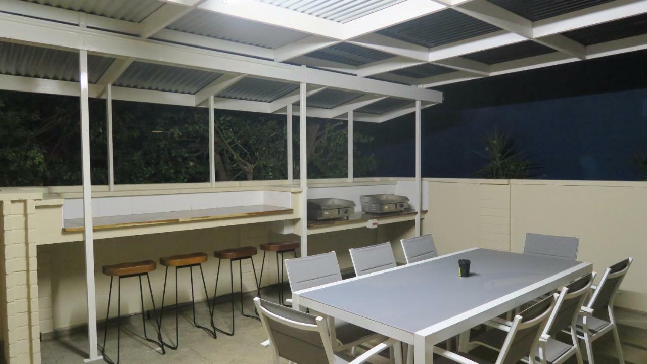 Skymirror Villa Sea Lake Bagian luar foto